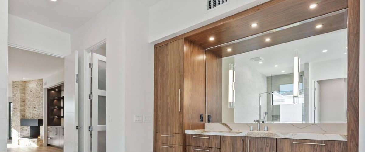 Maximizing Storage with Custom Cabinetry Solutions