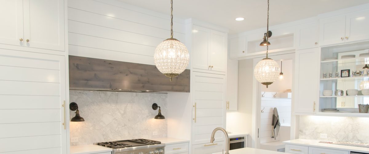 Slab Backsplashes: A Trending Kitchen Upgrade with Durability and Aesthetic Appeal