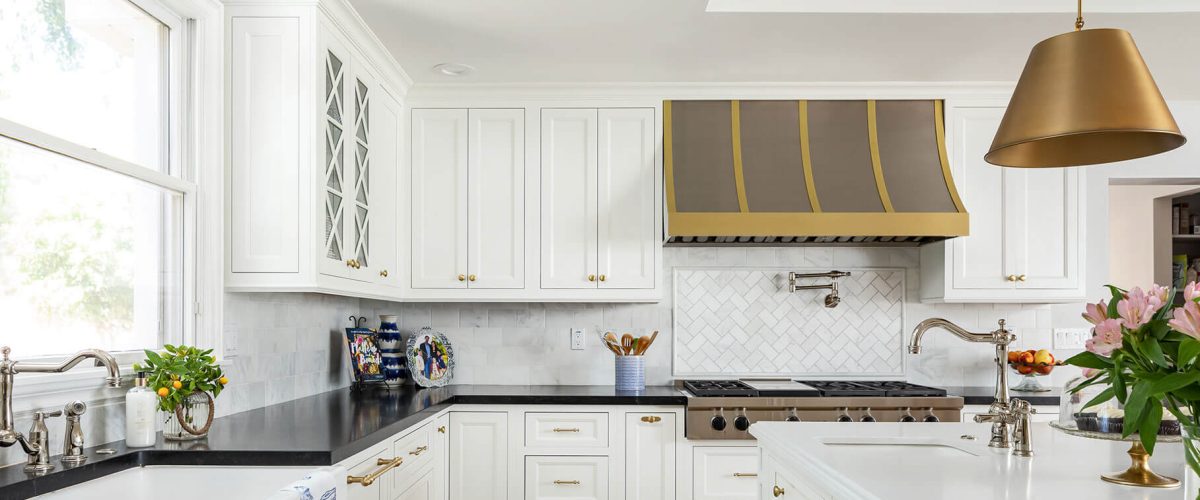 The Pros and Cons of Frameless vs. Framed Cabinets